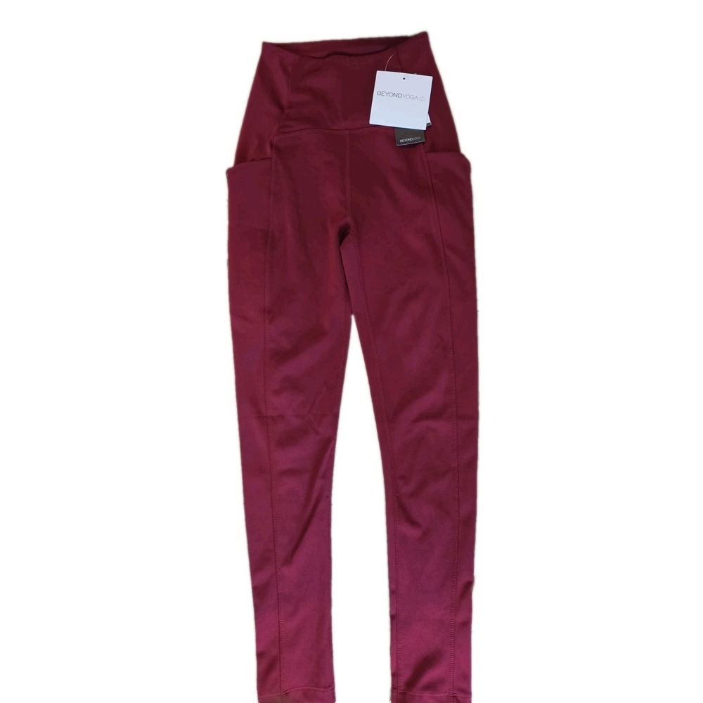 NWT Beyond Yoga Powerbeyond Burgandy Leggings Womens XS Stretchy Super Soft Knit